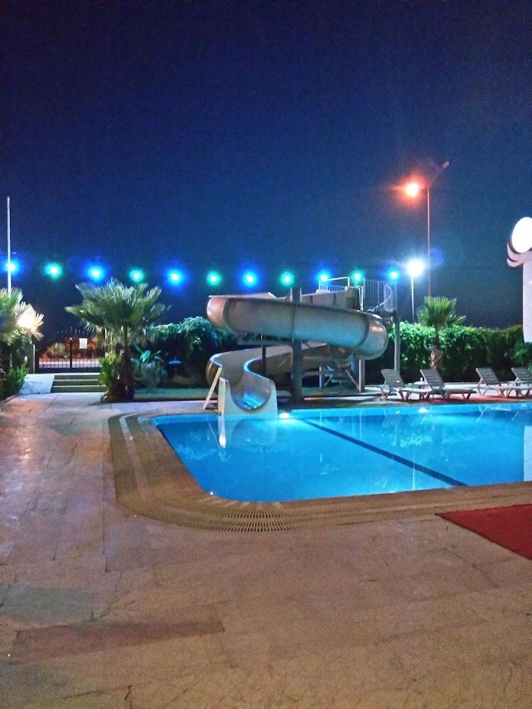 Mikado Hotel Mahmutlar Exterior foto